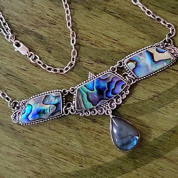 Stunning Abalone neck piece - Picture 8 of 11